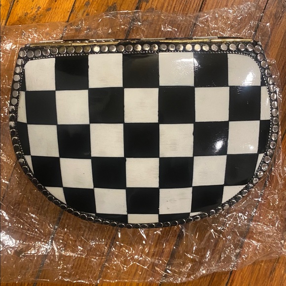 RAMLA Checkered Black and White Handmade Crossbody Bag - Picture 4 of 7